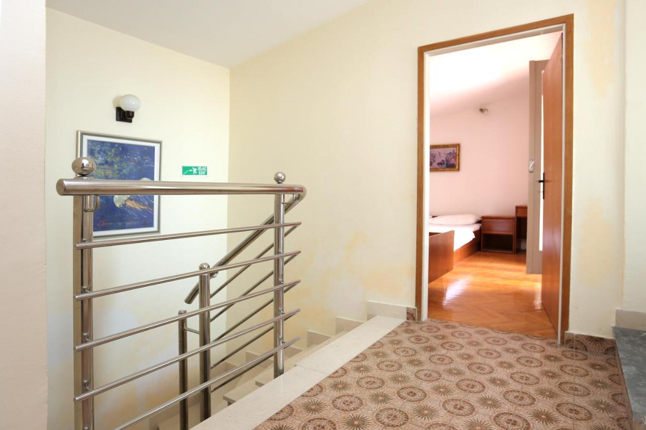 Apartments With A Parking Space Makarska - 9506 Extérieur photo